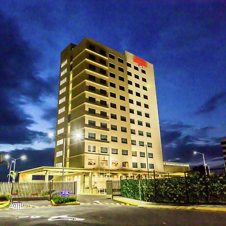 Hampton Inn & Suites By Hilton Puebla Exteriér fotografie