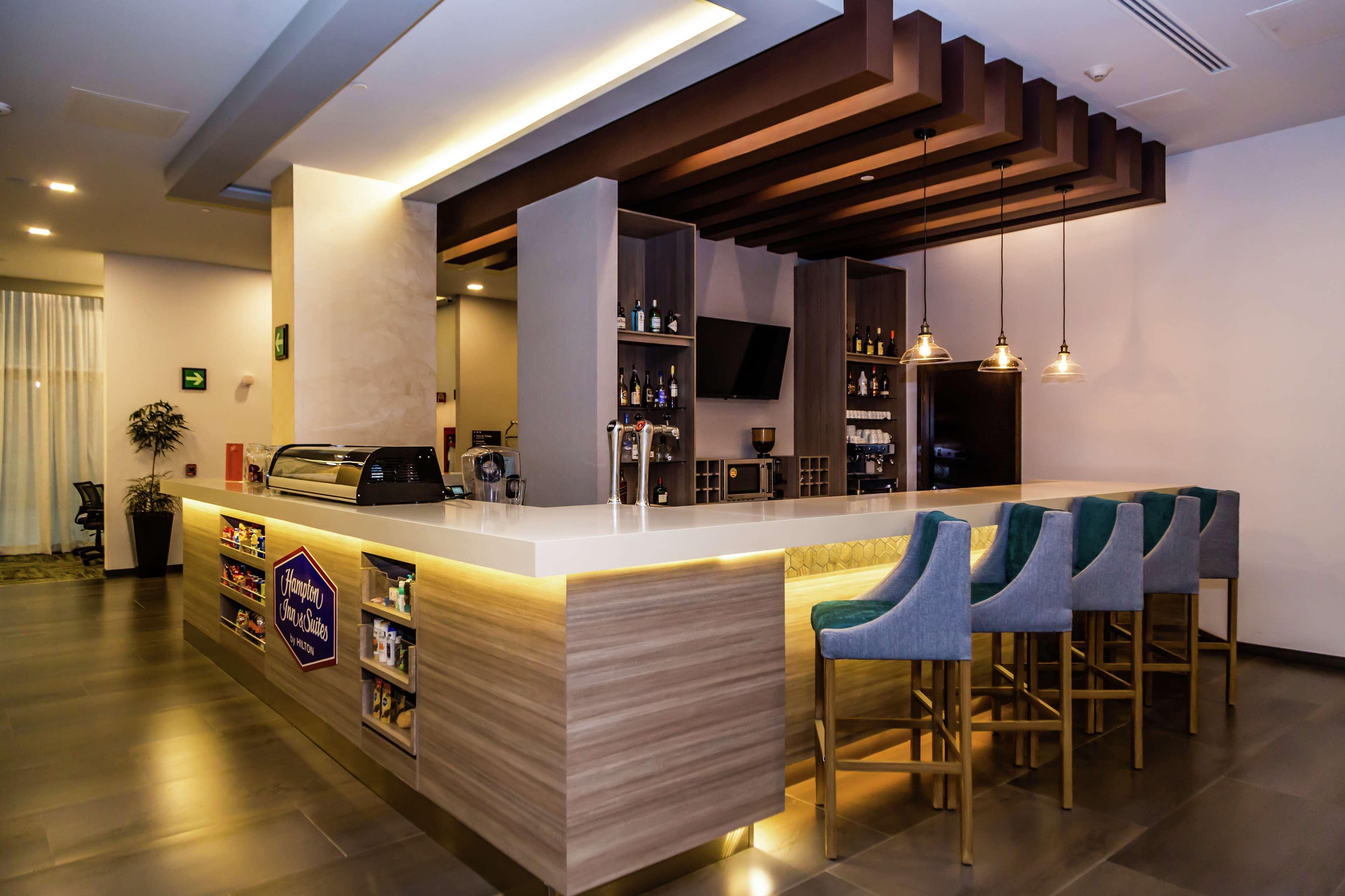 Hampton Inn & Suites By Hilton Puebla Exteriér fotografie