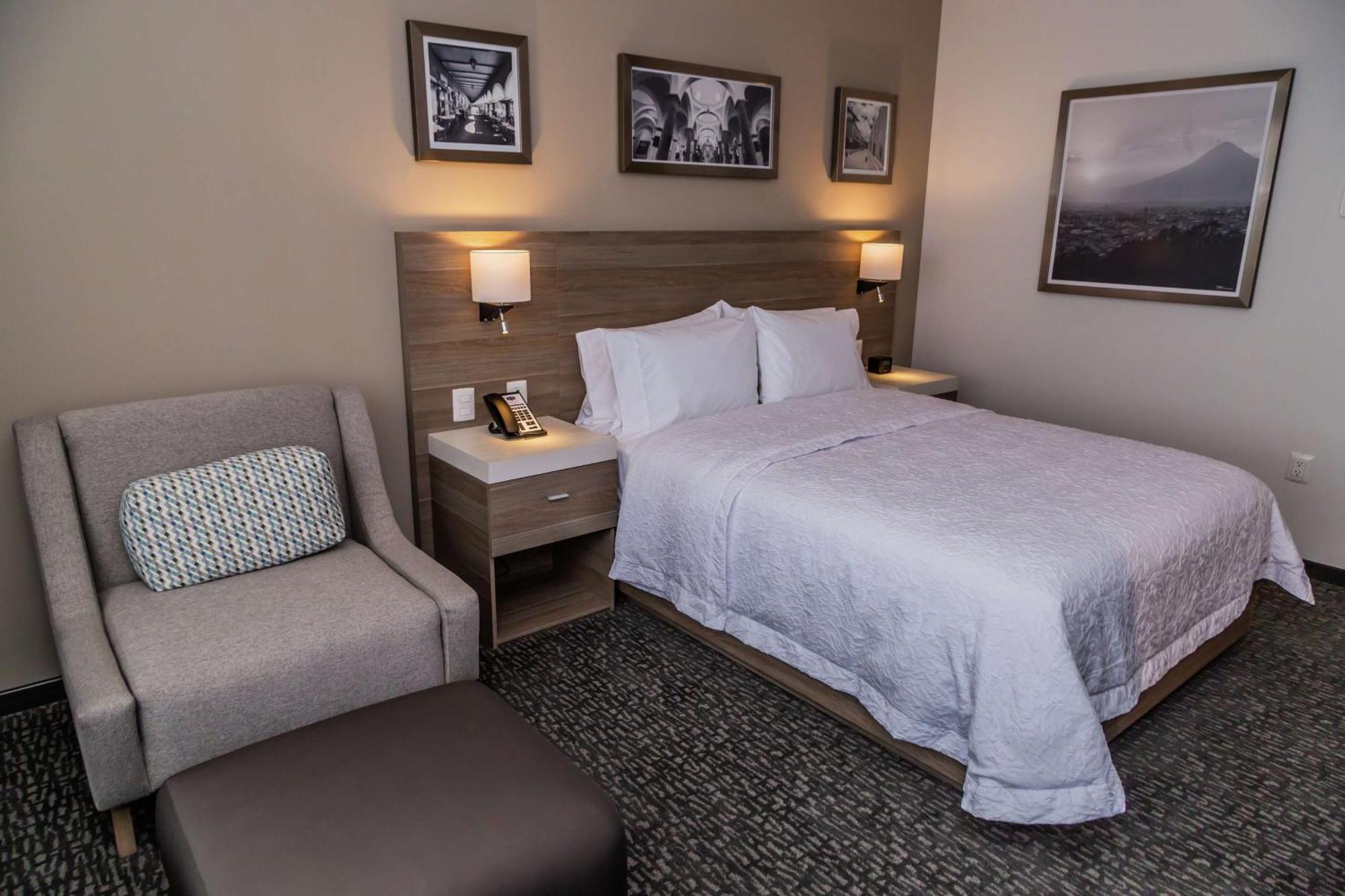 Hampton Inn & Suites By Hilton Puebla Exteriér fotografie
